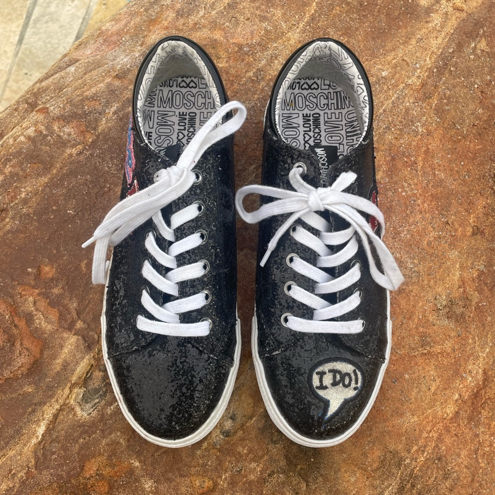 Love Moschino “I Do” Sneakers - Picture 2 of 11